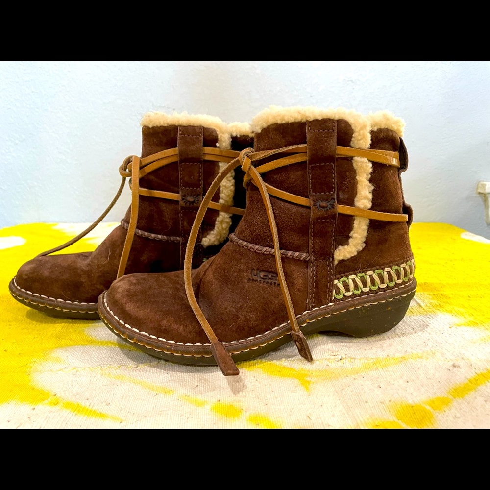 UGG Australia lace up boots